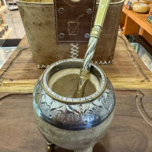 🧉 Mate Torpedo Premium Cuero Crudo | Virola de Alpaca Grabada y Base de Alpaca con Bolitas de Bronce